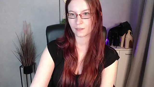 emmaxDelight's cam snapshot