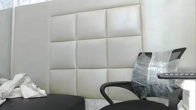 TonnyMarck live sex cam