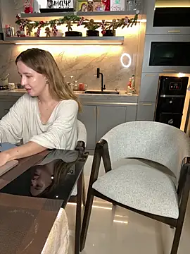 Nura_n_Sarah live sex cam