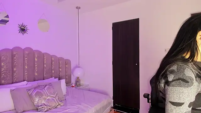 Amy_Ferreira's cam snapshot