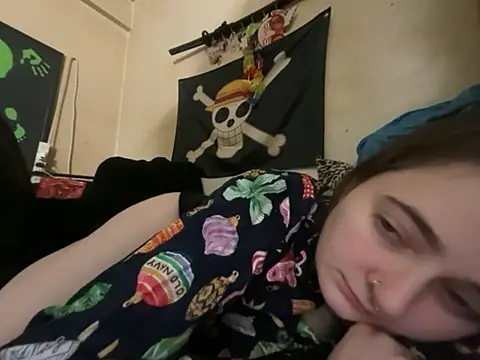 Snowbunnycake_131 live sex cam