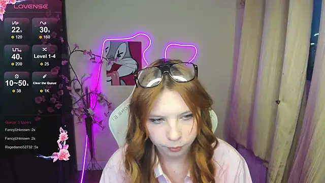 EmberVexen's cam snapshot