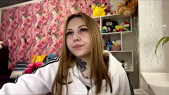 TraciBallena's cam snapshot