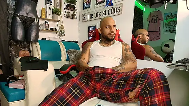 Leenar_Key live sex cam