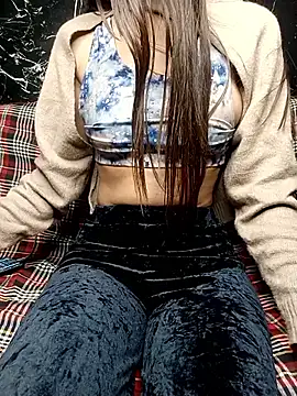 poojaji690's cam snapshot