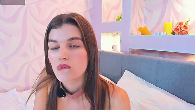 FloraDobb's cam snapshot