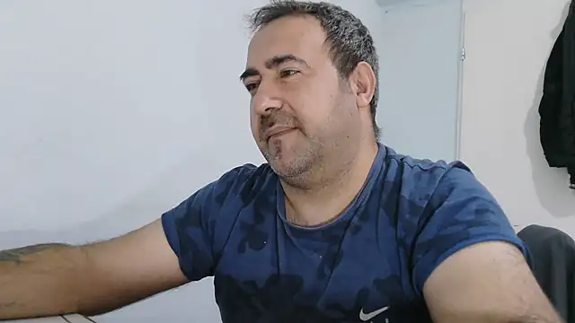 big_snakee live sex cam