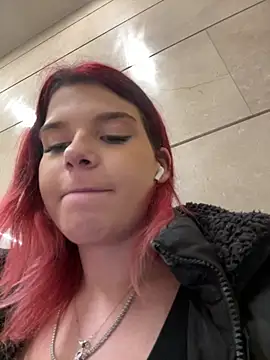 RiriRoseey's cam snapshot