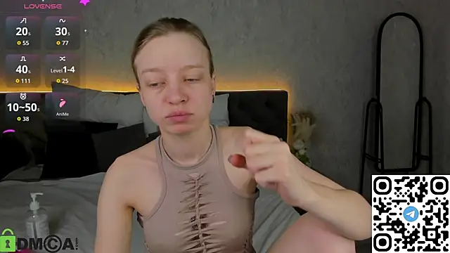 Michelle_Blond live sex cam