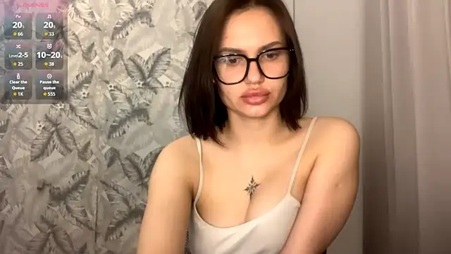 LuciaBanga's cam snapshot