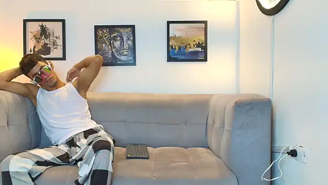 DIAMOND_BLACKS live sex cam