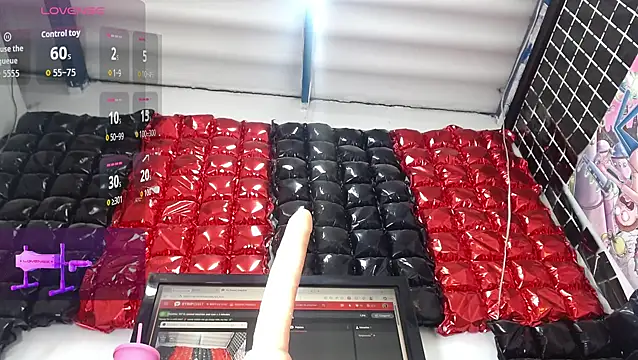 lyli_fun's cam snapshot