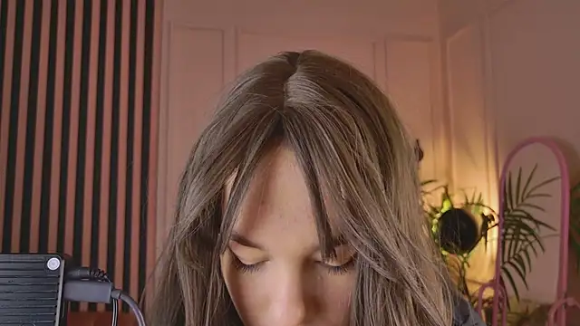 SeaCyra live sex cam