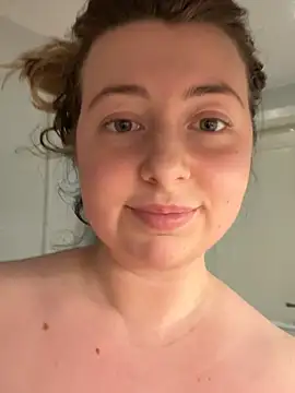 curvyflawless's cam snapshot