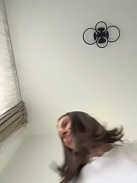 _JessyRey_'s cam snapshot