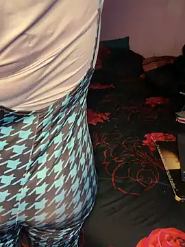 Milfshortcakes's cam snapshot