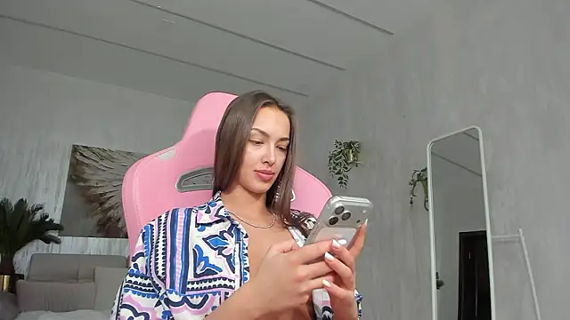 TiffanyHouston_'s cam snapshot