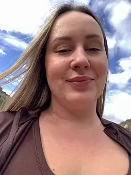 Mona_Plus live sex cam