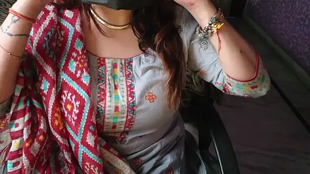 ShylaGill's cam snapshot