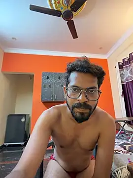 Stoner-boii-Cloudy-arhan's cam snapshot