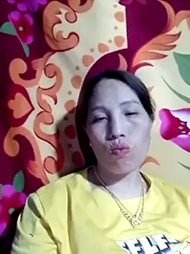 Gummiesu's cam snapshot