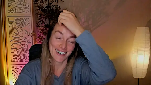 RebeccaMartinez live sex cam