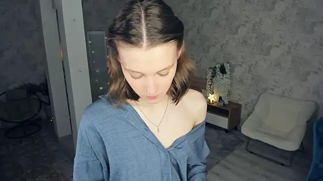 LianneBynon's cam snapshot