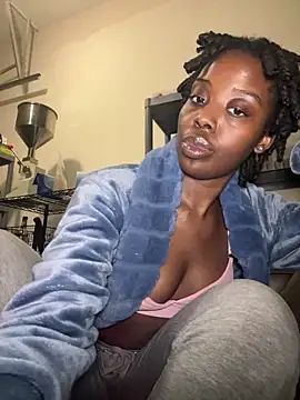 choclatepeaach's cam snapshot