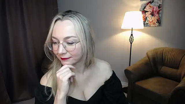 Ava_Elior's cam snapshot