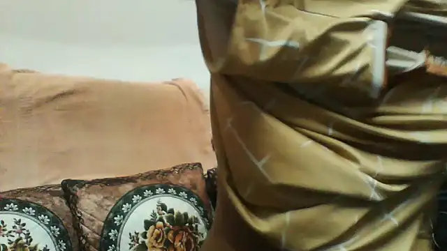 shalini_fire live sex cam