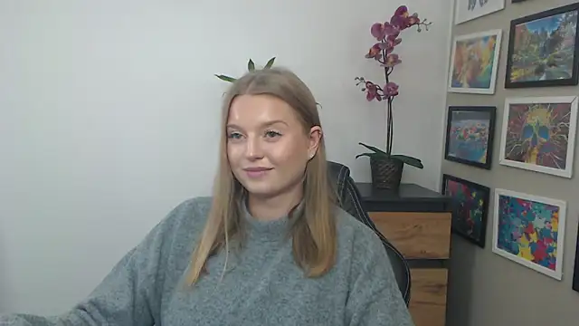 Mysteryerica's cam snapshot