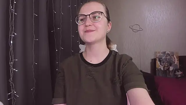 MissBrightShine's cam snapshot