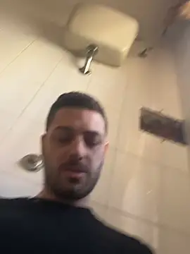 iltoscano95 live sex cam