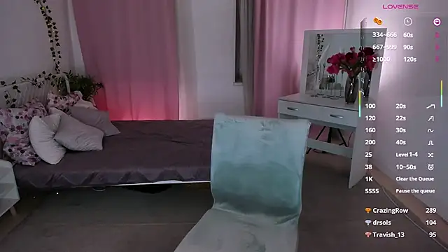 LiluDallass live sex cam