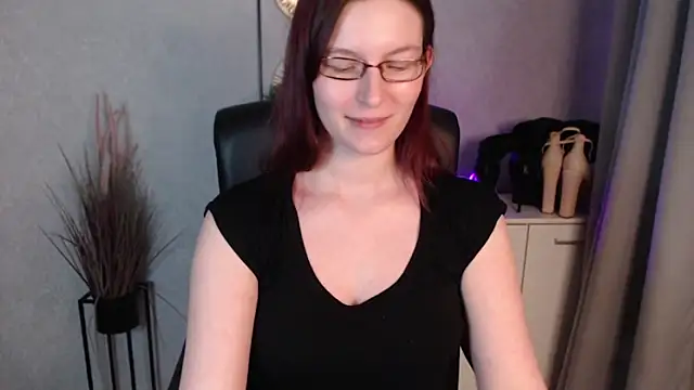 emmaxDelight's cam snapshot