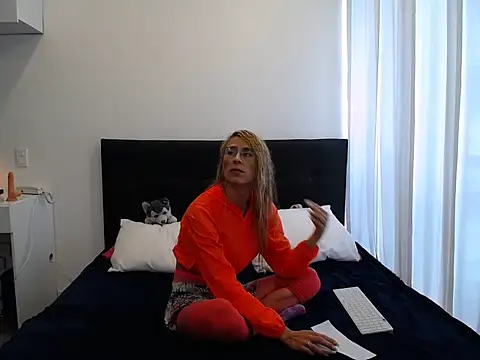 july_fucha live sex cam