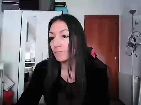 Yulian_Milf's cam snapshot