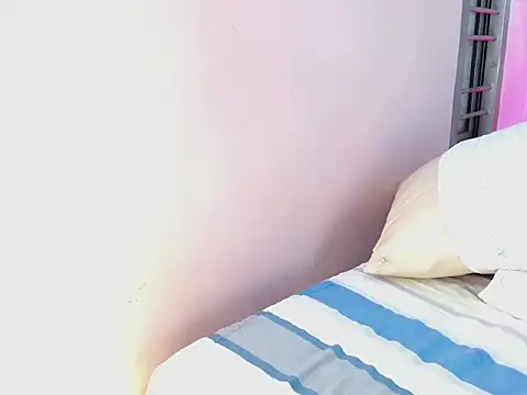 Kaytlin_James's cam snapshot