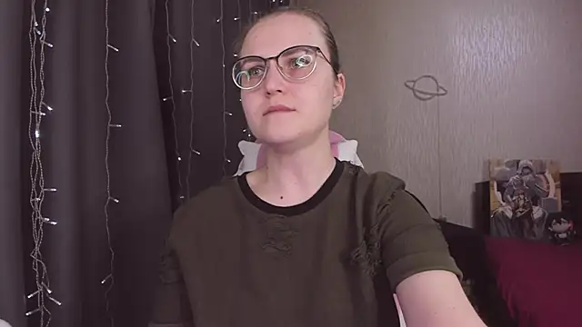 MissBrightShine's cam snapshot