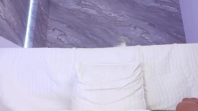 Jade_Mitchell's cam snapshot