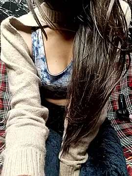 poojaji690 live sex cam