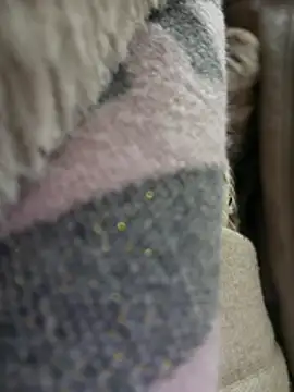 adya-aly's cam snapshot