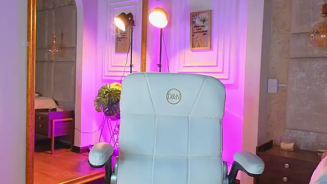 AlessiaLondon's cam snapshot