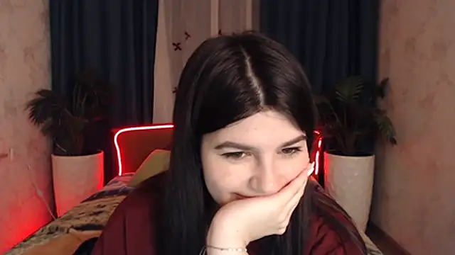 KisaModel's cam snapshot