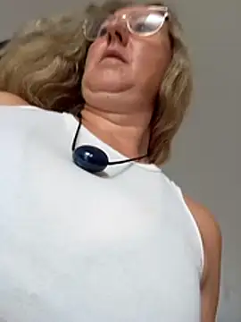 MILEIDE980 live sex cam