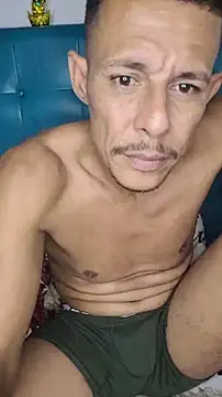 juanmaur22 live sex cam