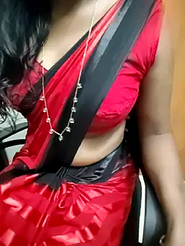 Tamilmallu-duskygirl03's cam snapshot