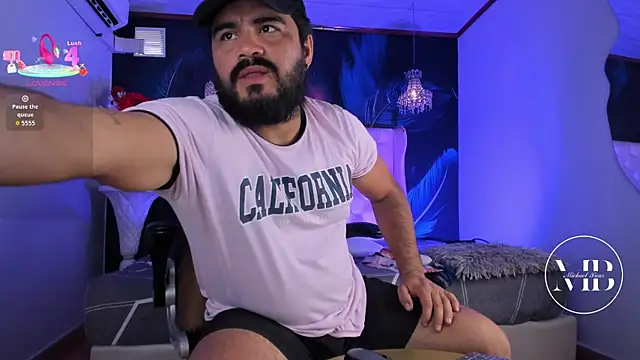 MichaelBear_ live sex cam
