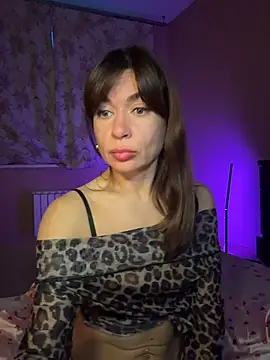 Mary_Kiitty's cam snapshot