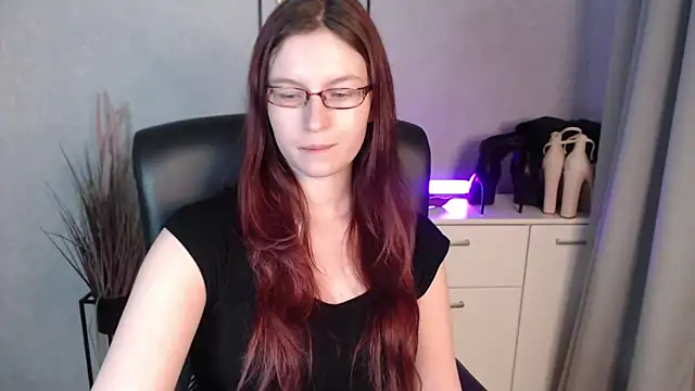 emmaxDelight's cam snapshot